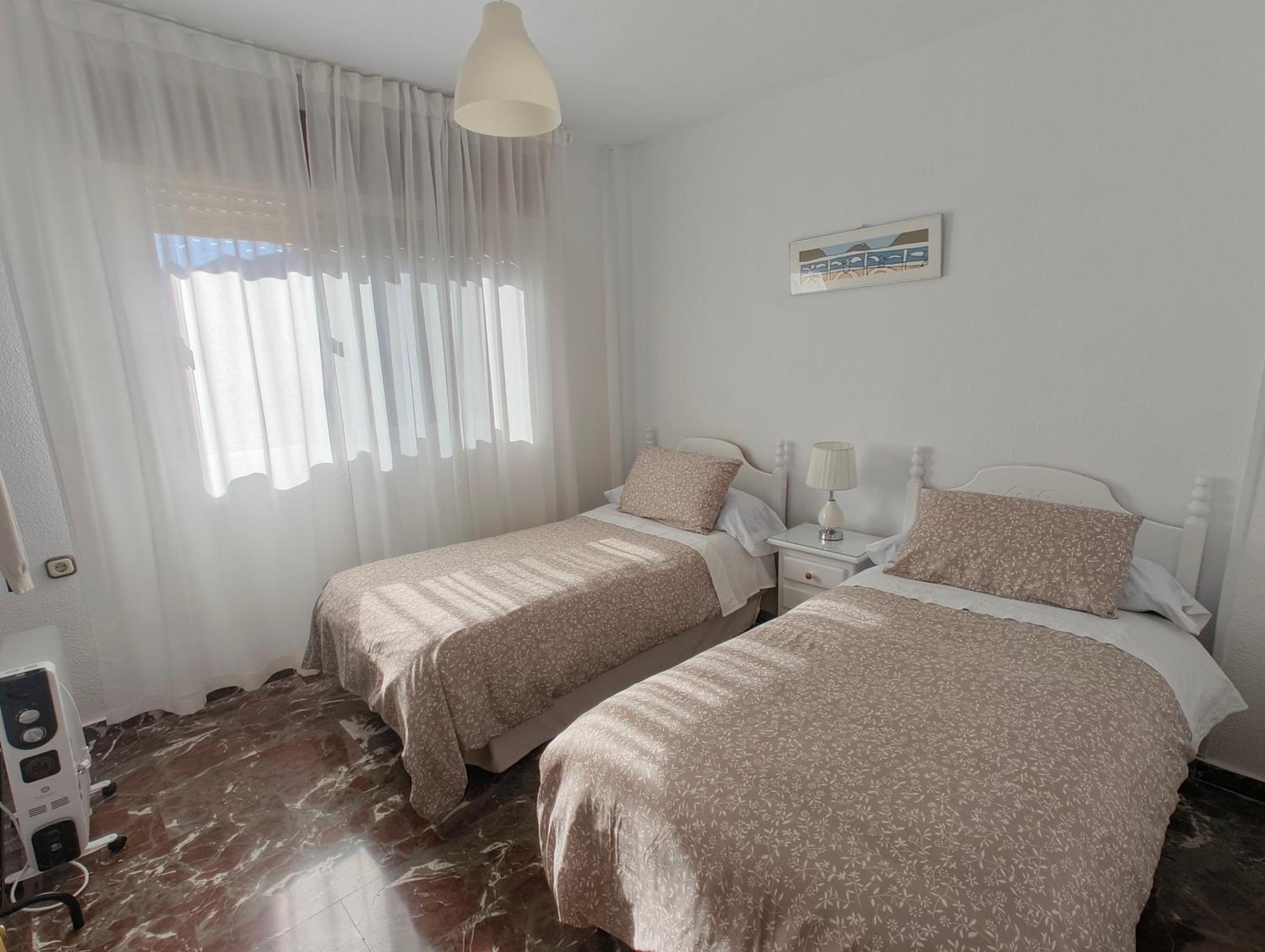 Amplio Apartamento Familiar De 3 Dormitorios En La Zubia Granada A Un Paso De La Alhambra Y Sierra Nevada Bagian luar foto